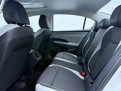 Volkswagen Sagitar 2026