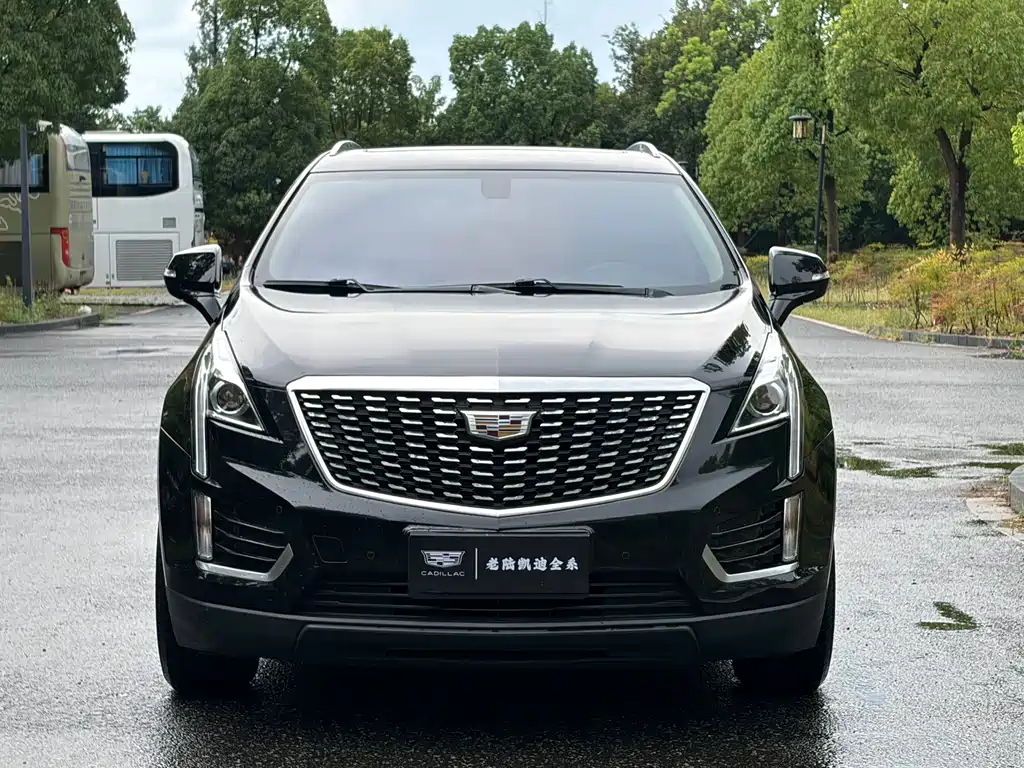 Cadillac XT5 2019 — фото 2