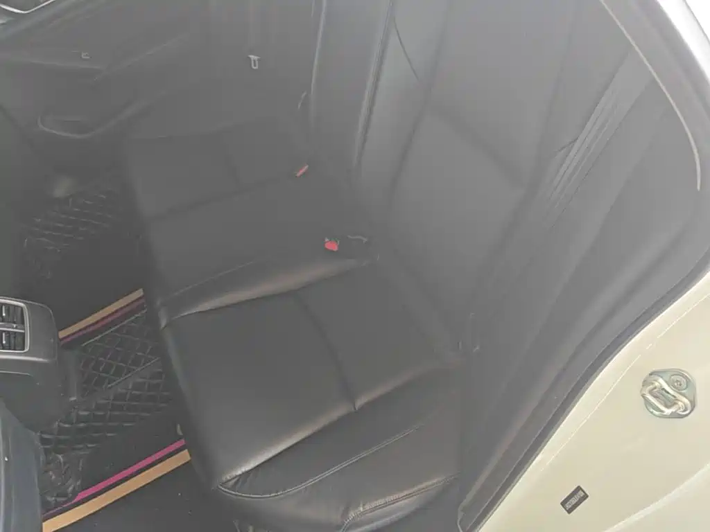 Honda Accord 2020 — фото 17