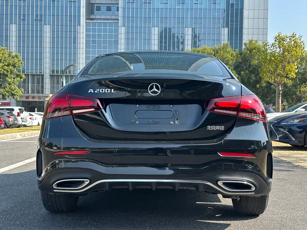 Mercedes-Benz A-Class 2023 — фото 12