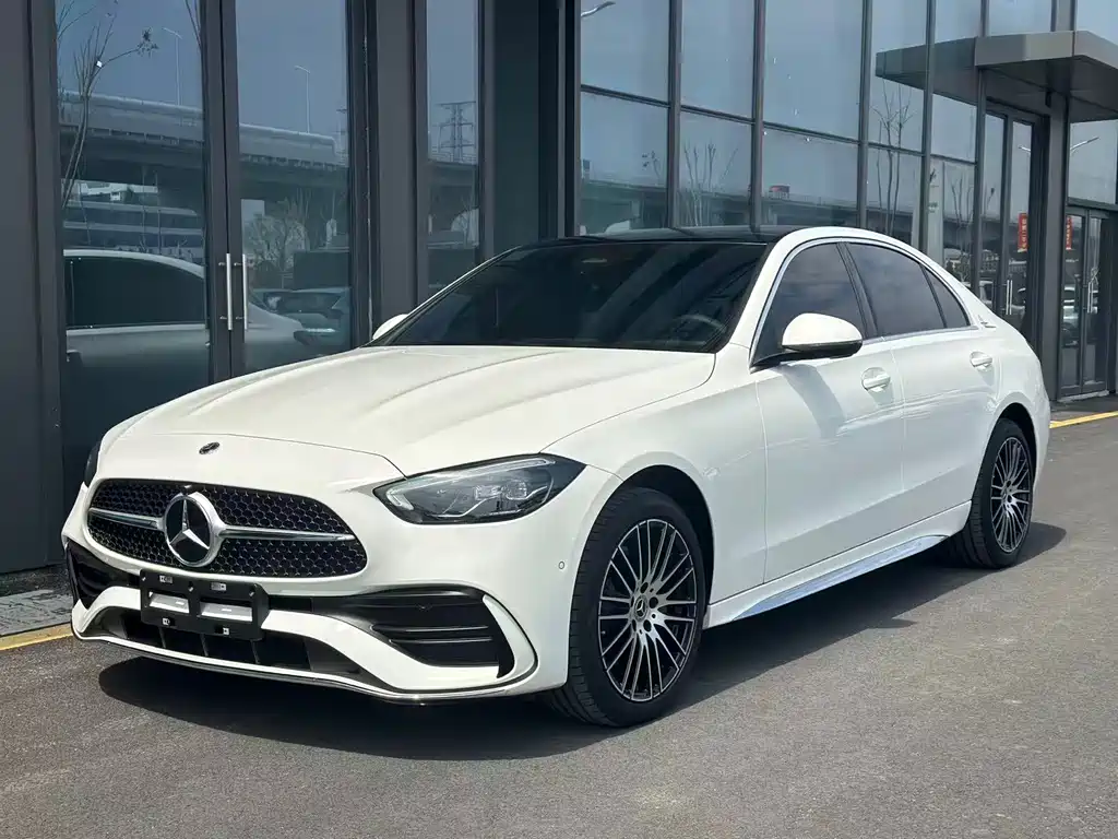 Mercedes-Benz C-Class 2025