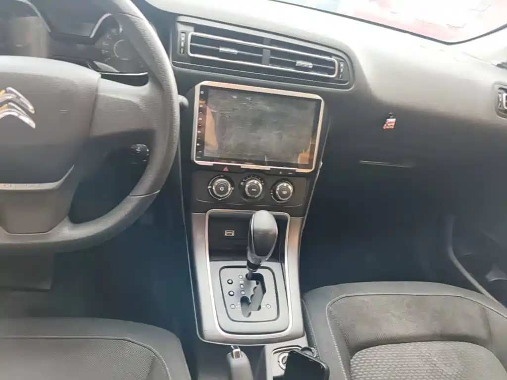 Citroën C4 Sega 2018 — фото 13