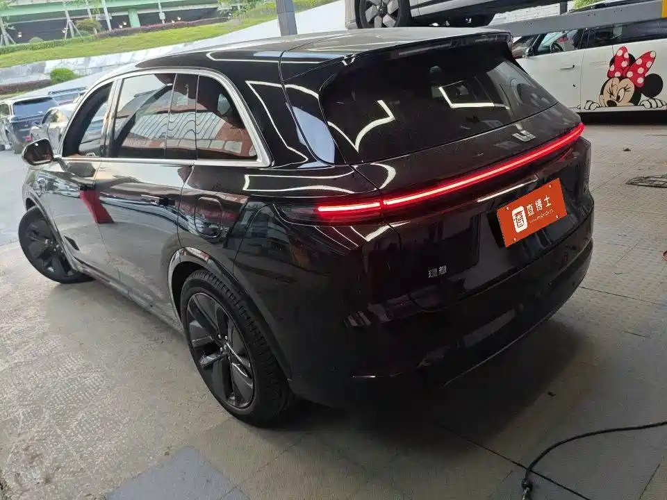 Li Auto Li L7 2024