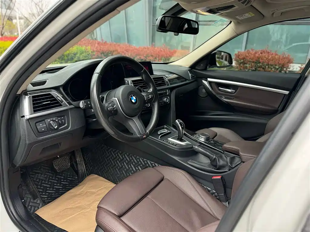 BMW 3 Series 2019