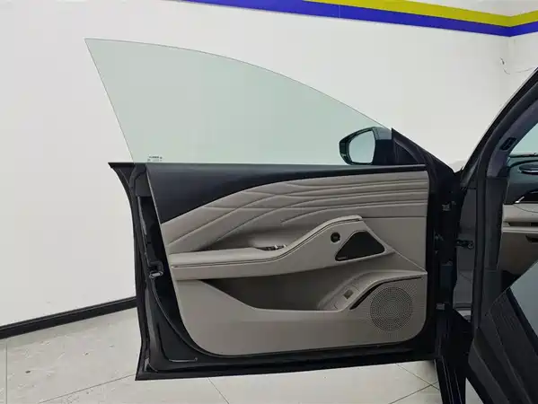 Geely Galaxy Starshine 8 2025