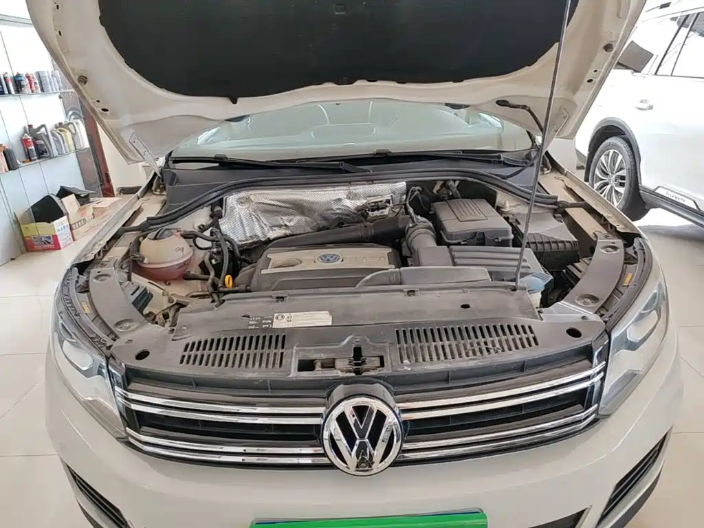 Volkswagen Tiguan 2016 — фото 20