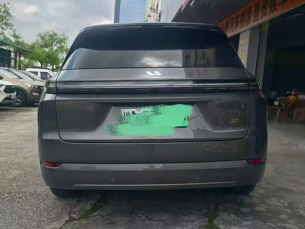 Li Auto Li L7 2024