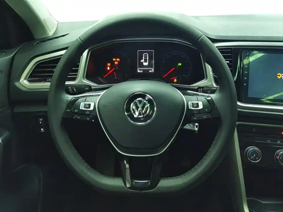 Volkswagen T-Roc 2018 — фото 15