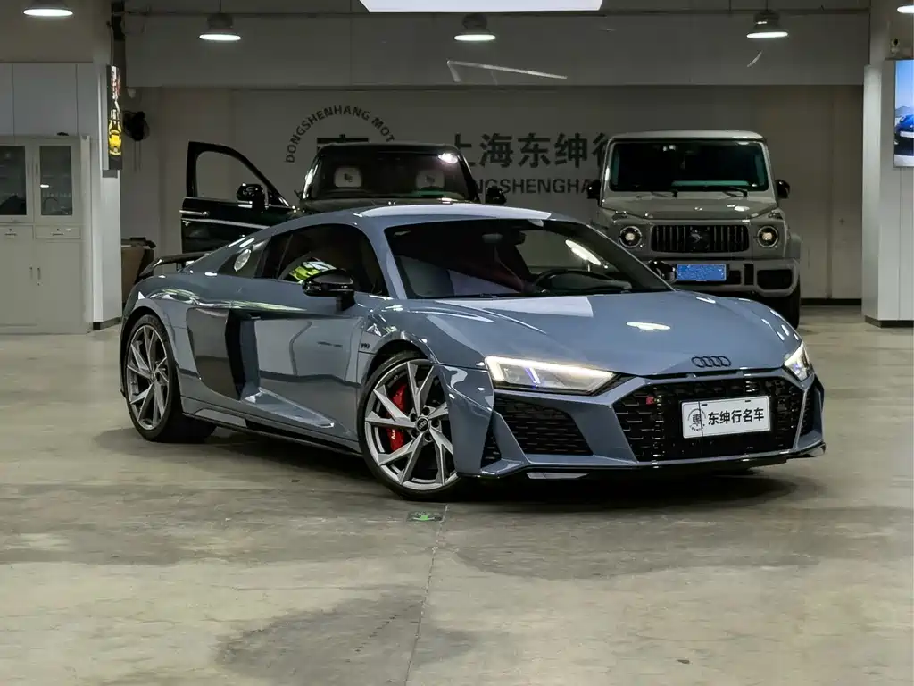 Audi R8 2022 — фото 3