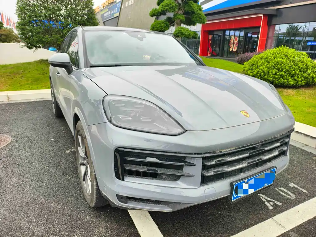 Porsche Cayenne 2024