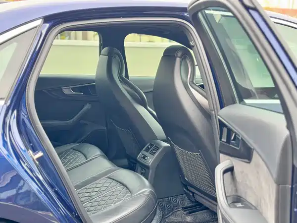 Audi S4 2020