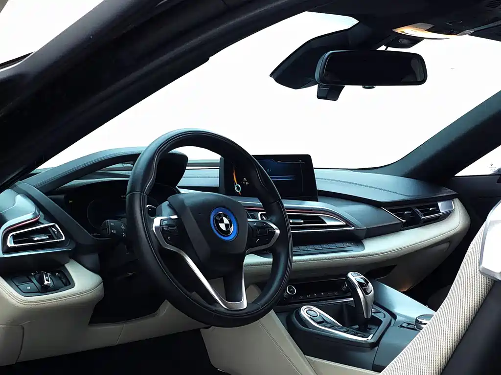 BMW i8 2017 — фото 23