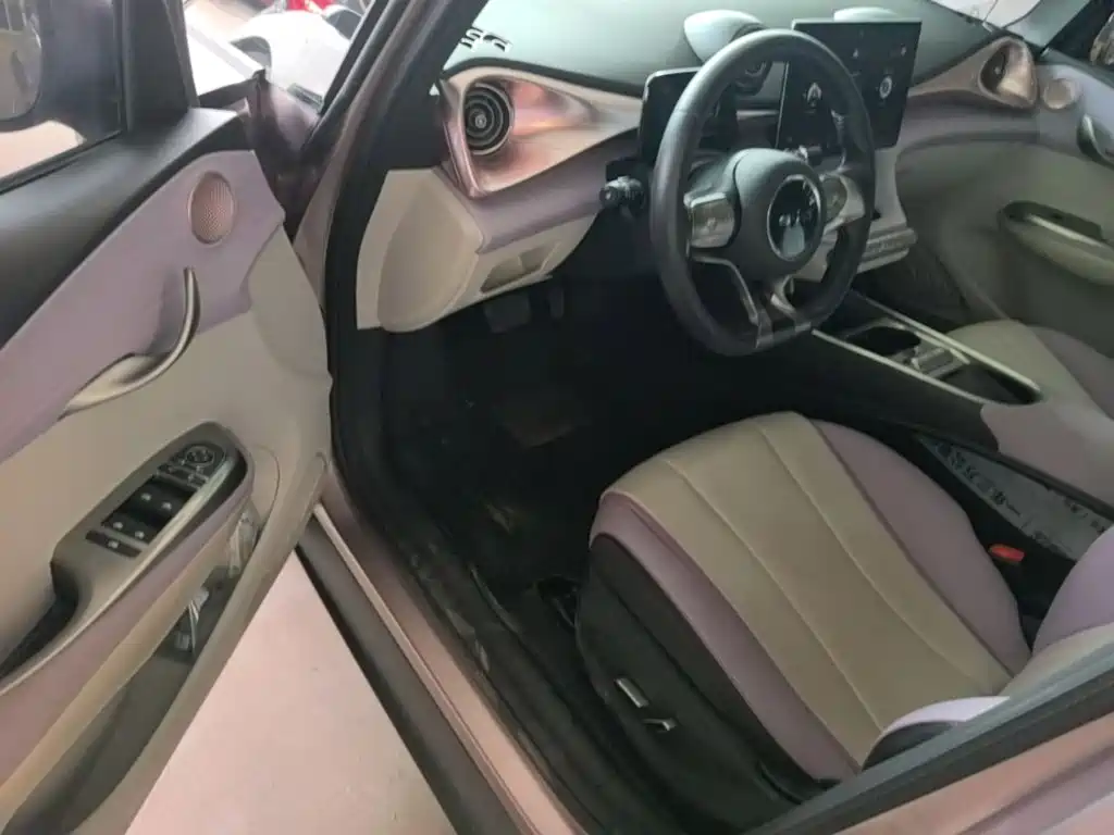 BYD Dolphin 2022 — фото 16