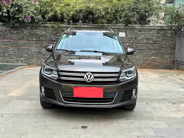 Volkswagen Tiguan 2015