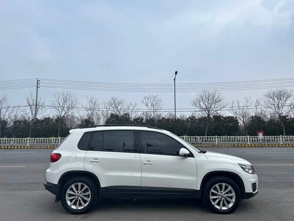 Volkswagen Tiguan 2018 — фото 6