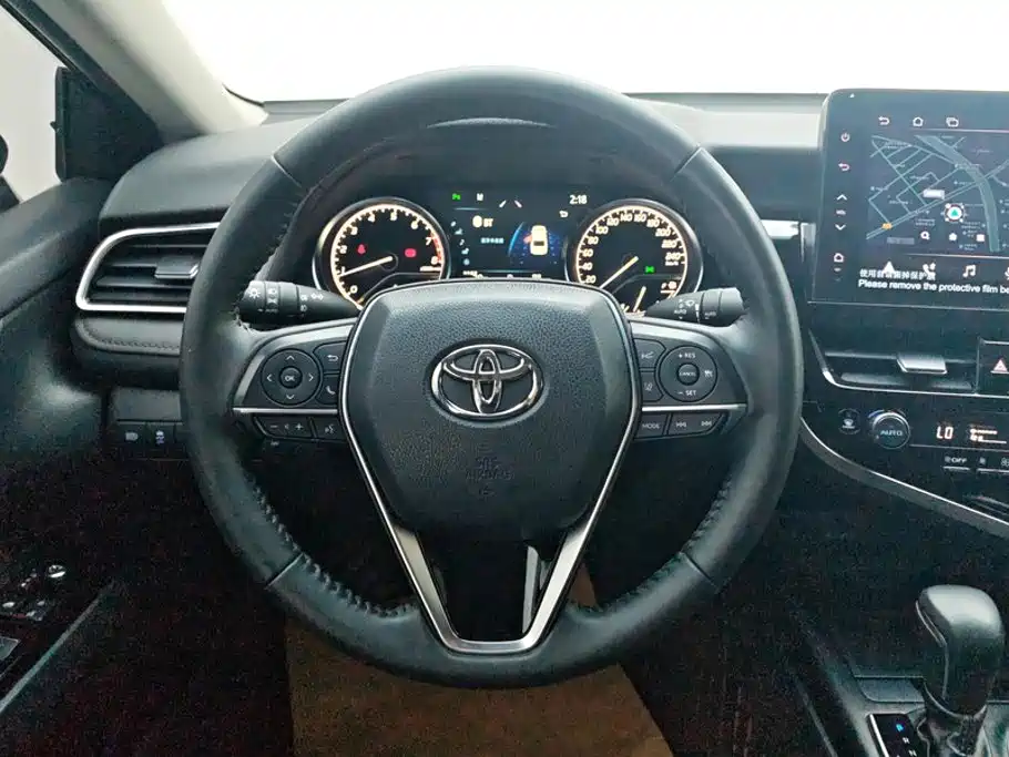 Toyota Camry 2024 — фото 15
