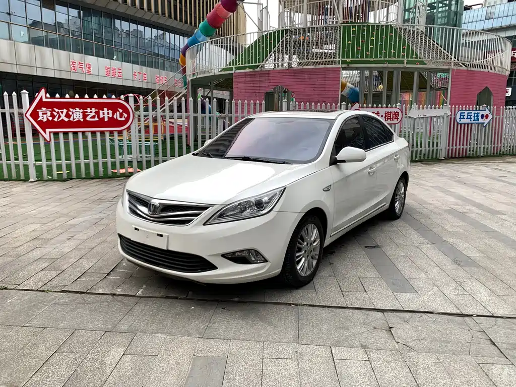 Changan Escape 2012