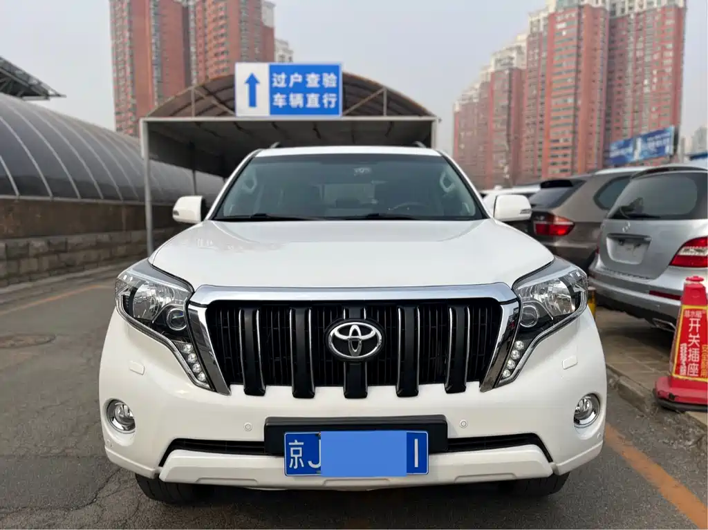 Toyota Prado 2014