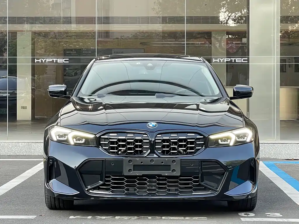 BMW 3 Series 2023