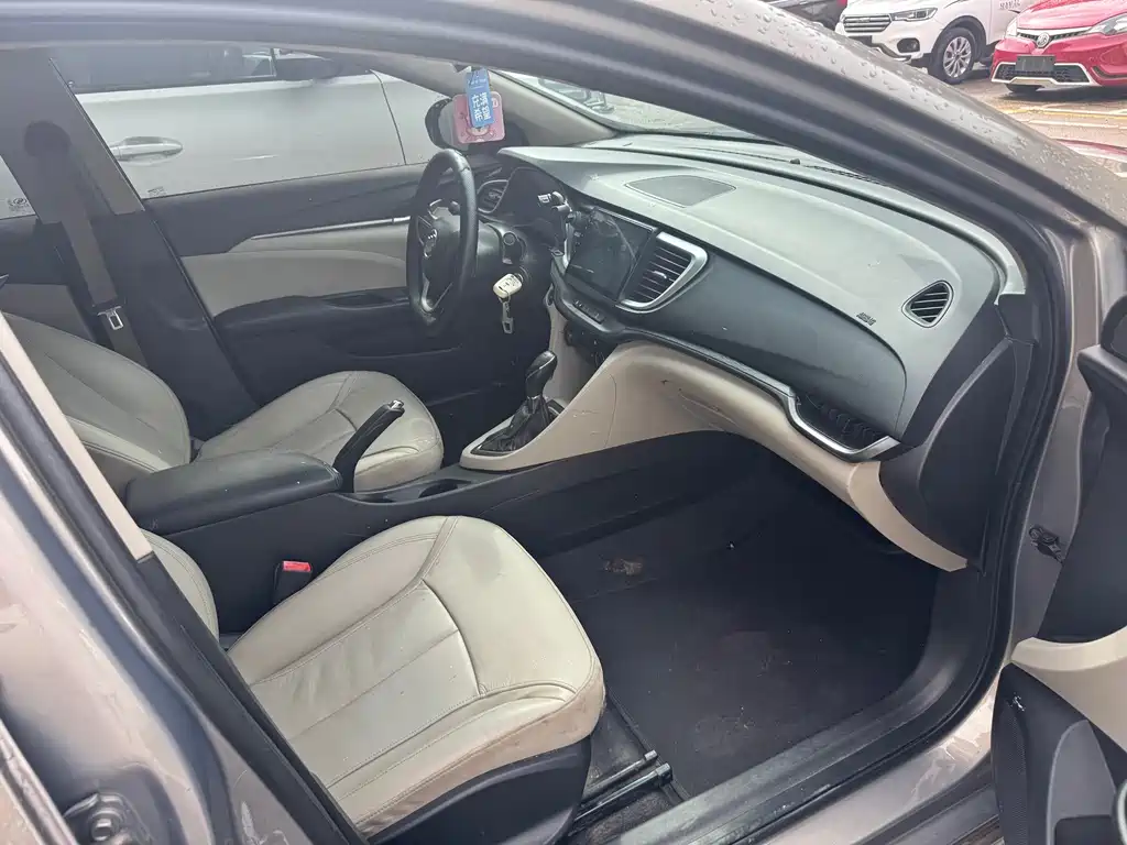 Buick Excelle GT 2018 — фото 13