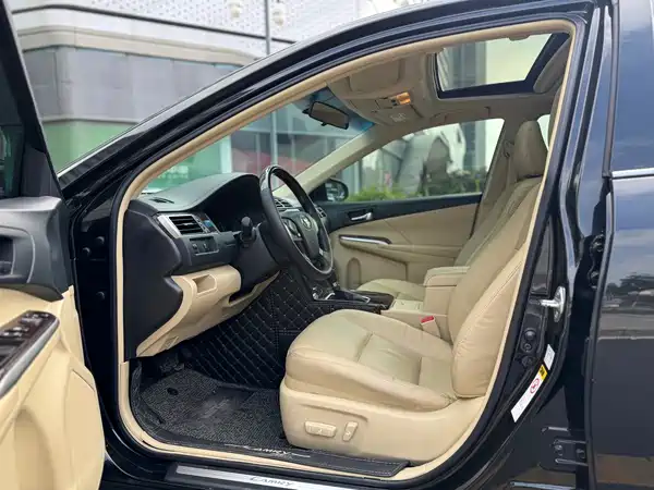 Toyota Camry 2016