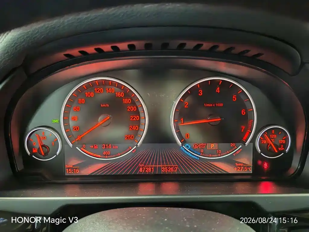 BMW X6 2016 — фото 6