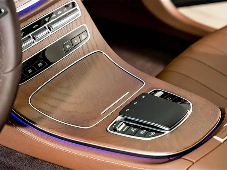 Mercedes-Benz E-Class 2023 — фото 14