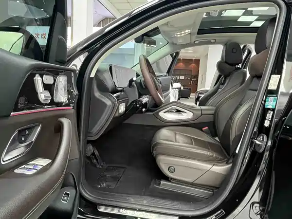 Mercedes-Benz GLE 2021