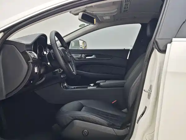 Mercedes-Benz CLS 2012