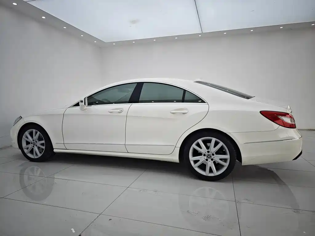 Mercedes-Benz CLS 2013 — фото 15