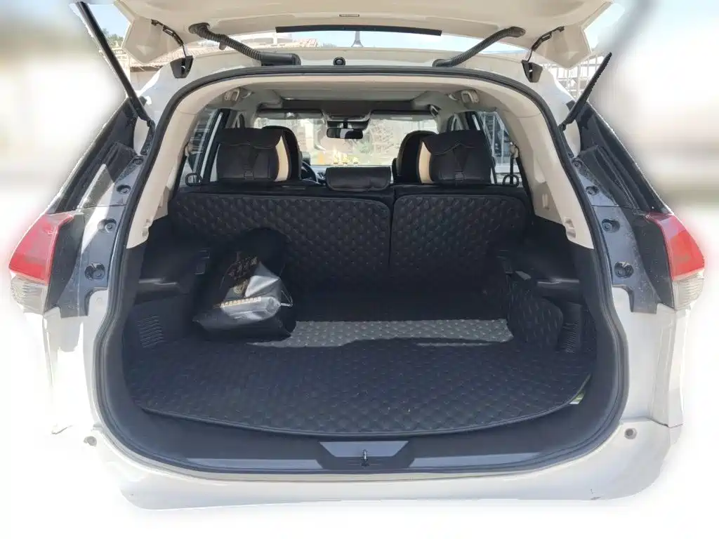 Nissan X-Trail 2022 — фото 10