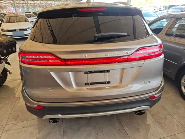 Lincoln MKC 2018