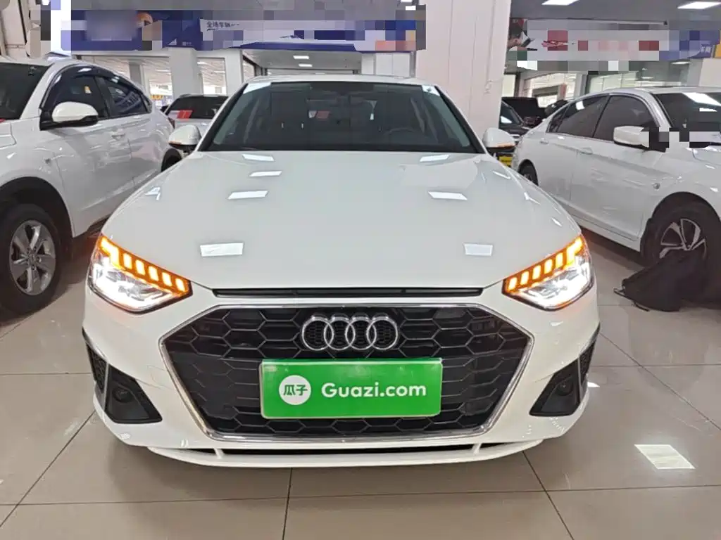 Audi A4L 2023