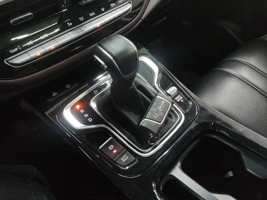 GAC Trumpchi M6 2024 — фото 14