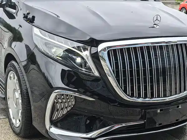 Mercedes-Benz V-Class 2024