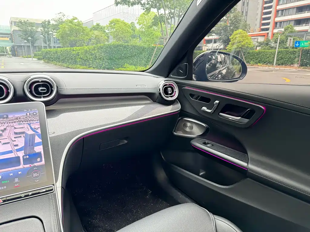 Mercedes-Benz C-Class 2023