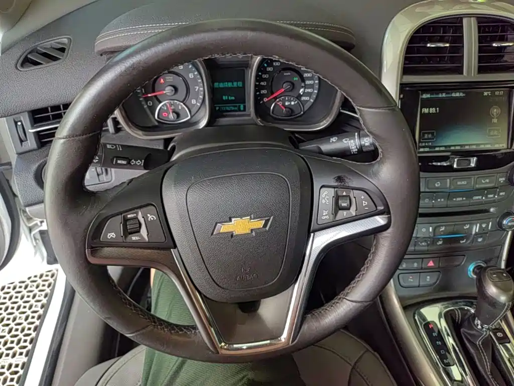 Chevrolet Malibu 2015 — фото 11
