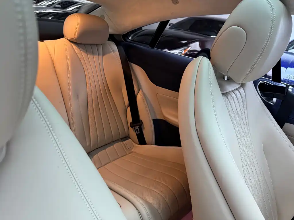 Mercedes-Benz E-Class 2020 — фото 12