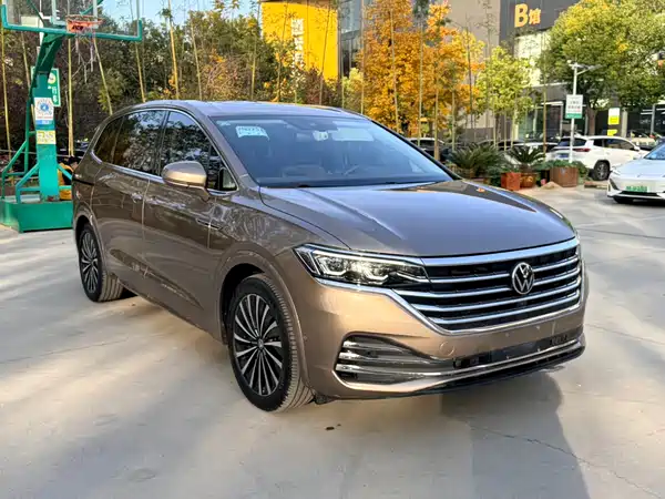 Volkswagen Viloran 2022