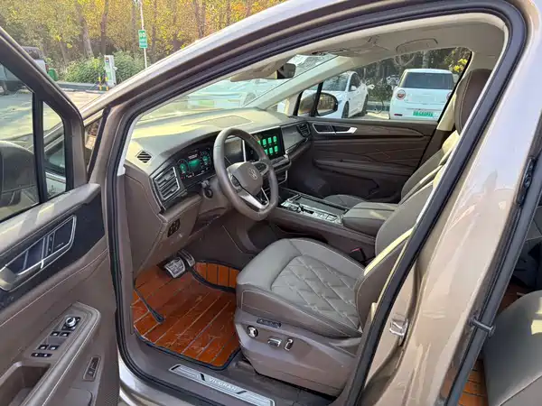 Volkswagen Viloran 2022