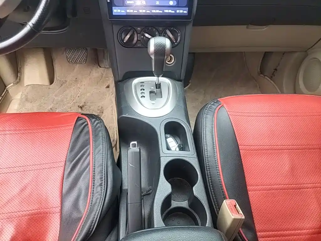 Nissan Qashqai 2015 — фото 14