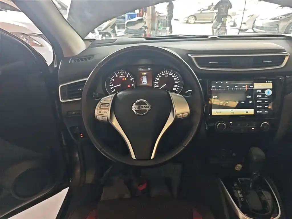 Nissan Qashqai 2018 — фото 11