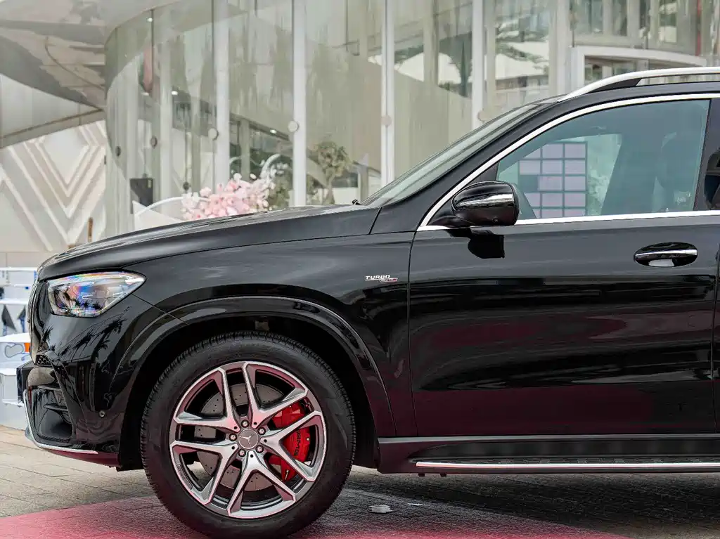 Mercedes-Benz GLE AMG 2024 — фото 4