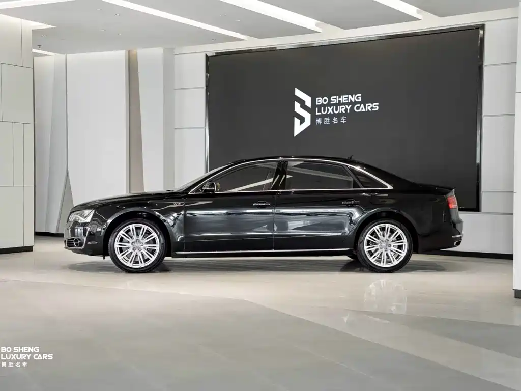 Audi A8 2012
