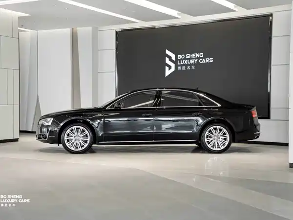 Audi A8 2012