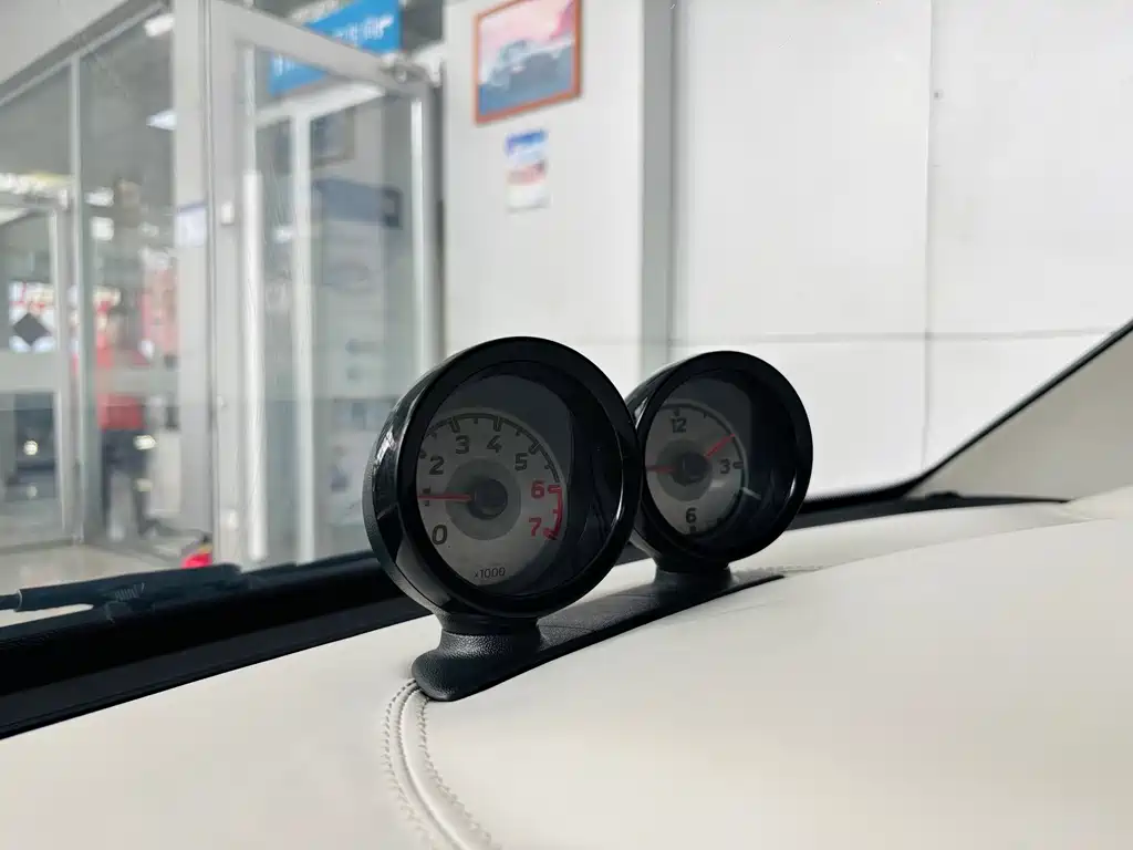 smart Fortwo 2015 — фото 18