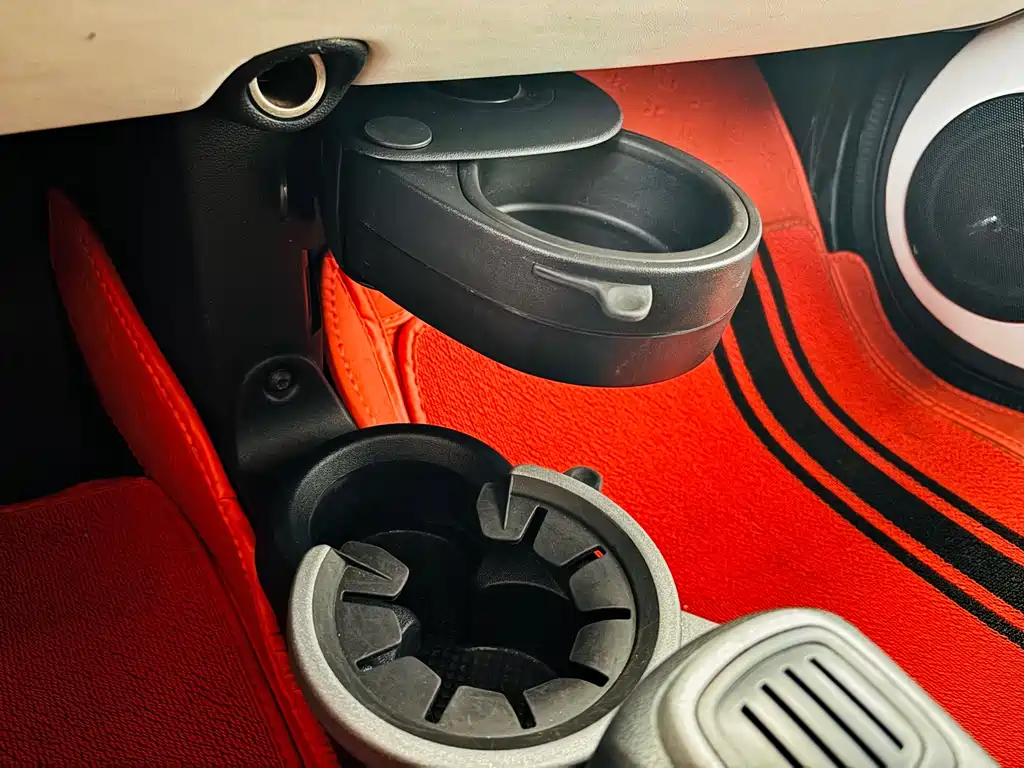 smart Fortwo 2015 — фото 19