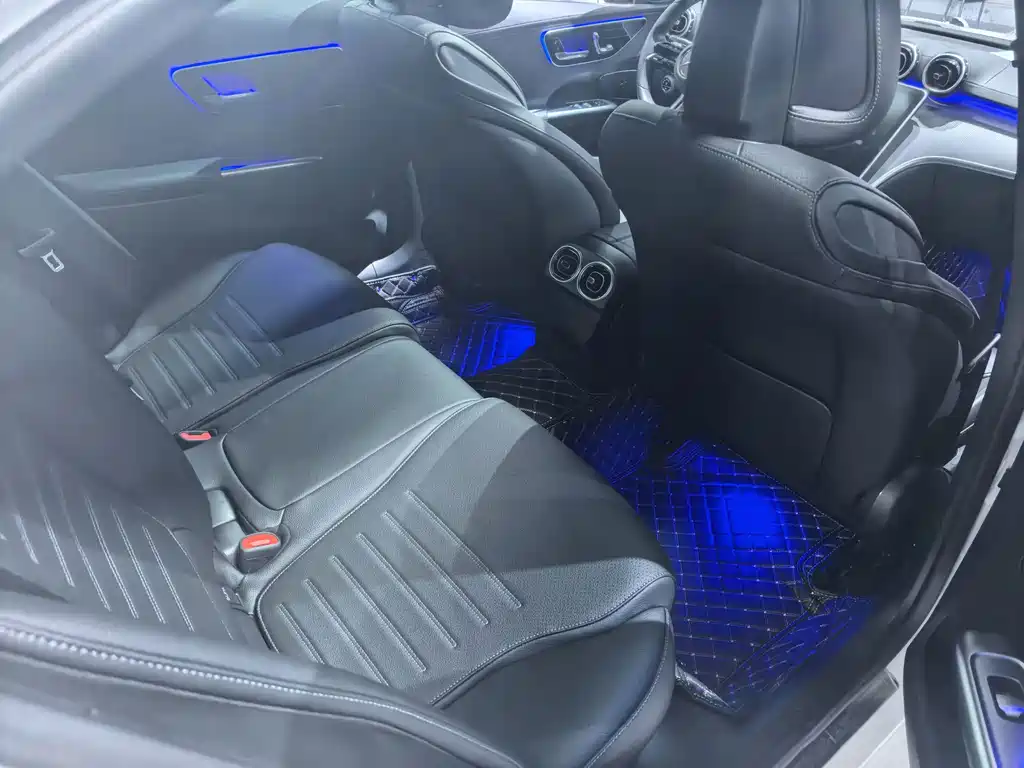 Mercedes-Benz C-Class 2022