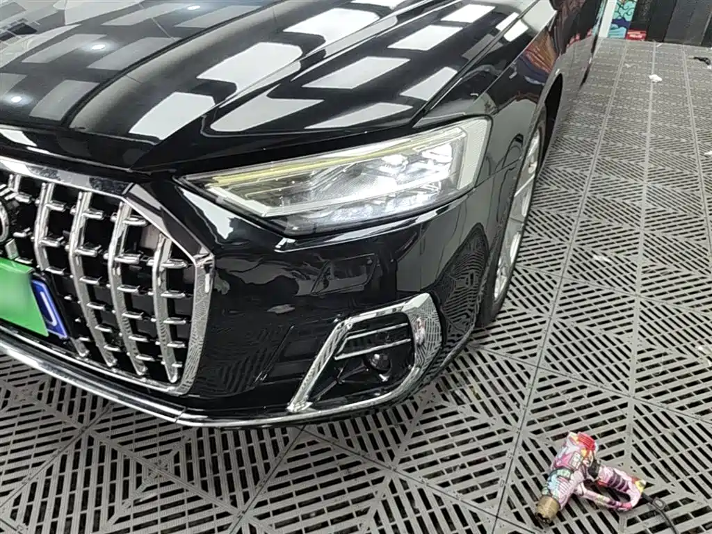 Audi A8 2019 — фото 24