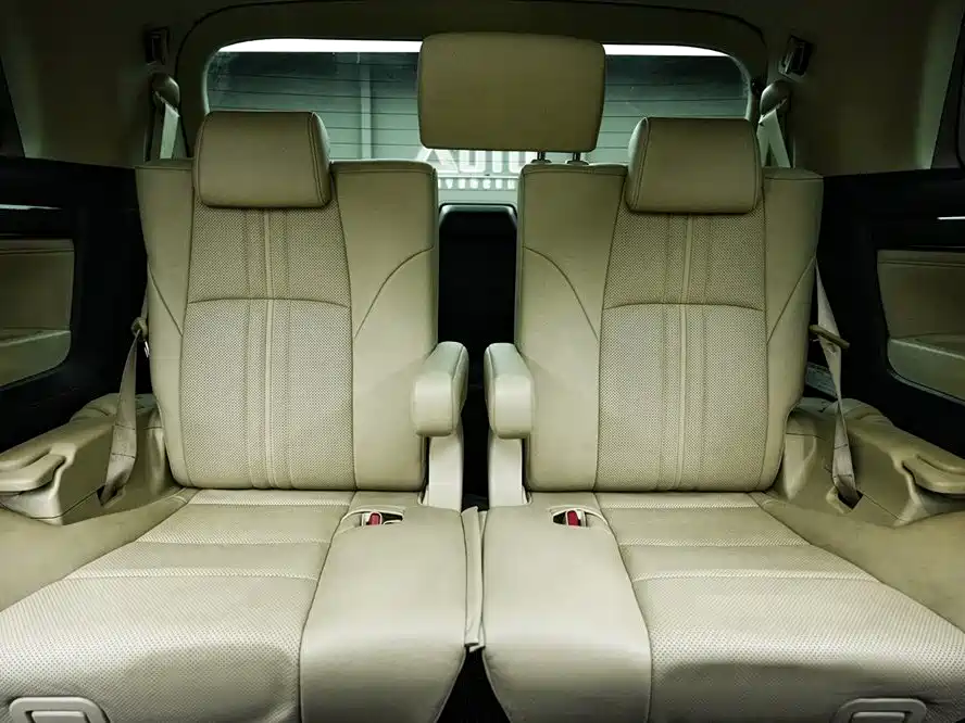 Toyota Alphard 2020 — фото 14